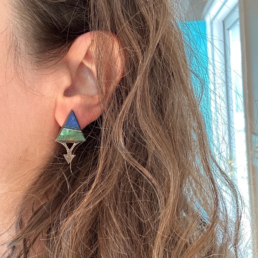 Sterling Silver Lapis Triangle Stud Earrings / Vi… - image 6